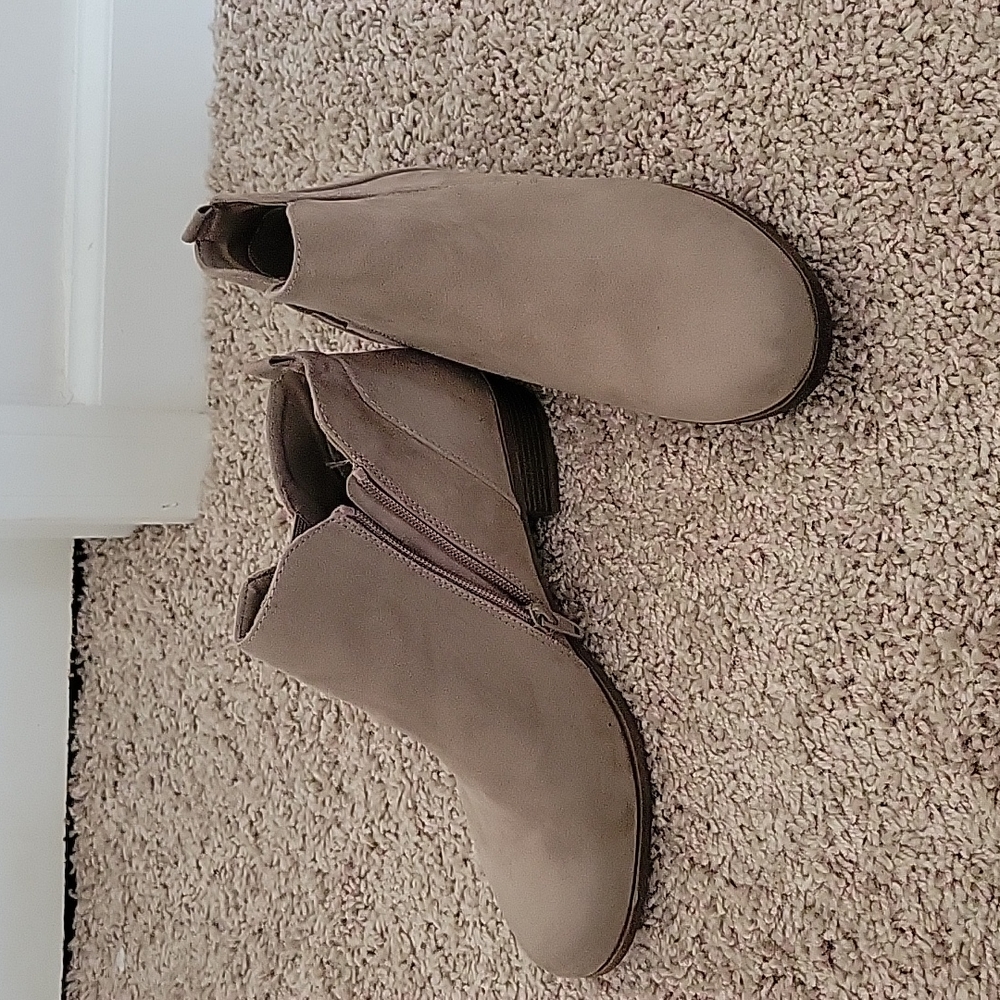 Never worn Arizona booties
